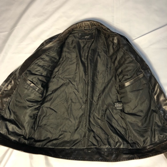 Rivet dark brown leather jacket (medium) - Picture 4 of 8